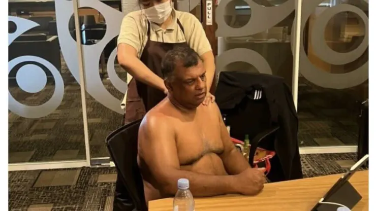 Air Asia CEO Topless Massage