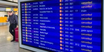 Verdi Strike Flight Delay